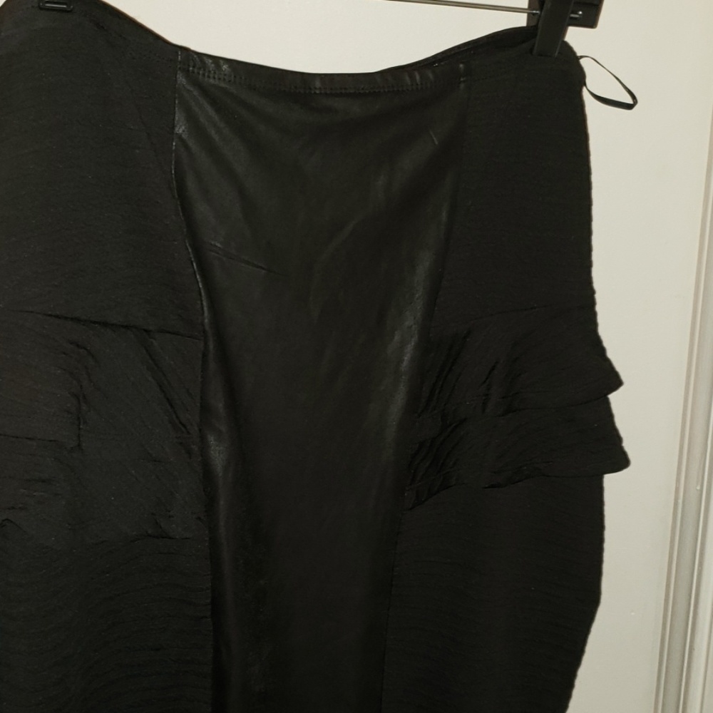 Dress - Picture 5 of 6